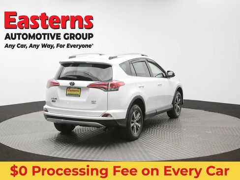 Used 2018 Toyota RAV4 XLE AWD/4WD image 42