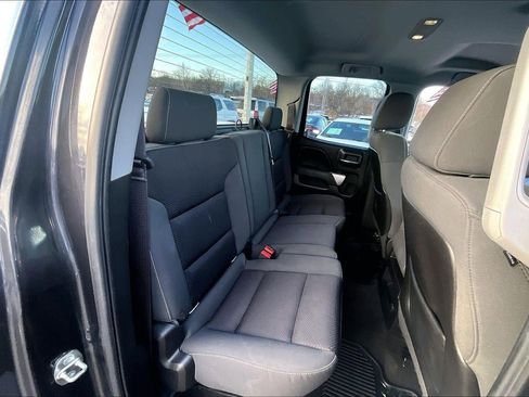 Used 2023 Nissan Titan PRO-4X w/ Pro-4x Convenience Package image 22