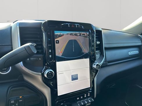 Used 2024 RAM 2500 Laramie image 37