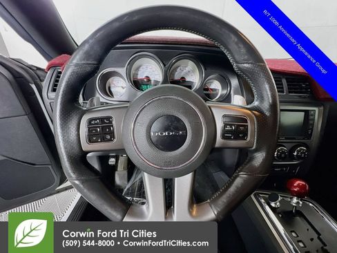 Used 2014 Dodge Challenger R/T RWD image 8