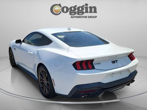 Used 2024 Ford Mustang GT Premium RWD image 2