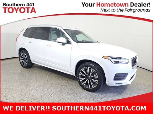 Used 2022 Volvo XC90 T5 Momentum w/ Protection Package Premier image 4
