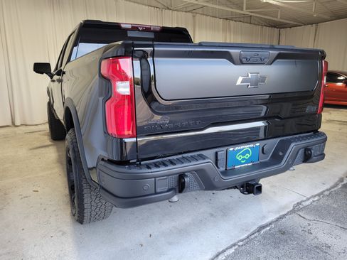 Certified 2024 Chevrolet Silverado 1500 ZR2 w/ ZR2 Bison Edition image 11