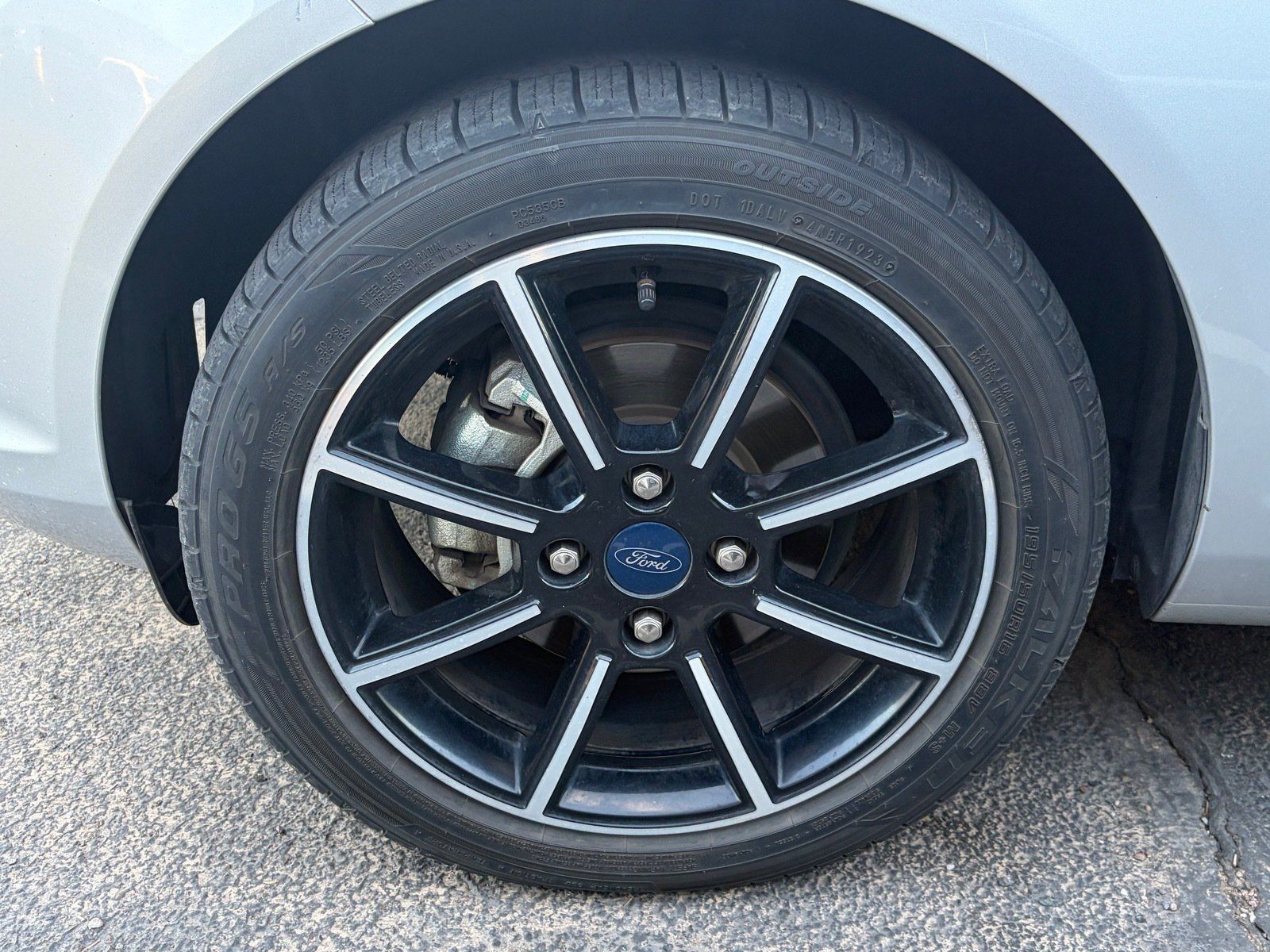 Used 2019 Ford Fiesta SE FWD image 5