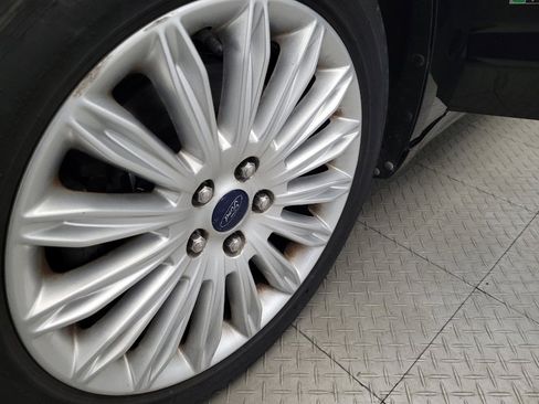 Used 2013 Ford Fusion Energi SE FWD image 31