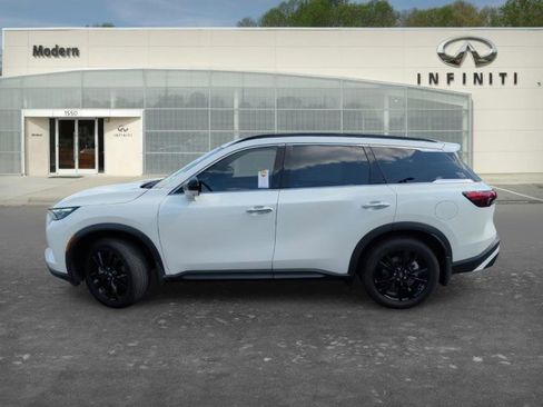 Certified 2025 INFINITI QX60 Luxe w/ Black Edition image 6