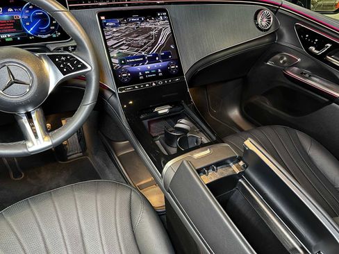 Used 2023 Mercedes-Benz EQE 500 4MATIC SUV image 31