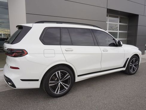 Used 2024 BMW X7 xDrive40i w/ M Sport Package image 4