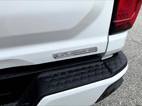 New 2026 GMC Canyon Elevation w/ Convenience Package image 12