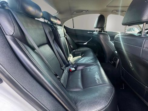 Used 2012 Lexus IS 250 w/ Premium Pkg Value Edition RWD image 11