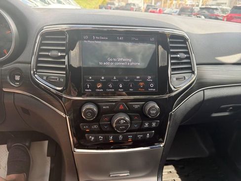 Certified 2021 Jeep Grand Cherokee Limited w/ Quick Order Package 28K 80th AWD/4WD image 22