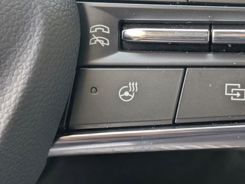 Used 2024 Chevrolet Equinox EV LT w/ LPO, Blackout Package image 34