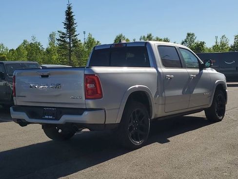 New 2026 RAM 1500 Laramie AWD/4WD image 8