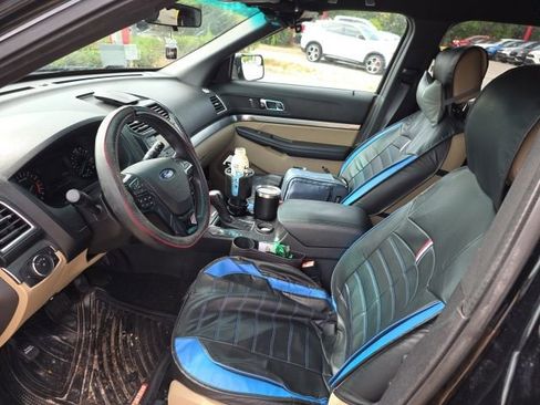 Used 2017 Ford Explorer FWD image 10