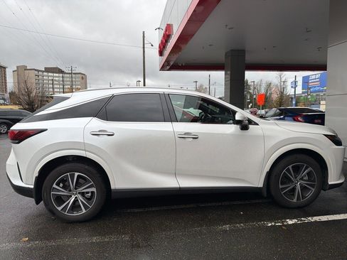 Used 2024 Lexus RX 350 Premium image 4