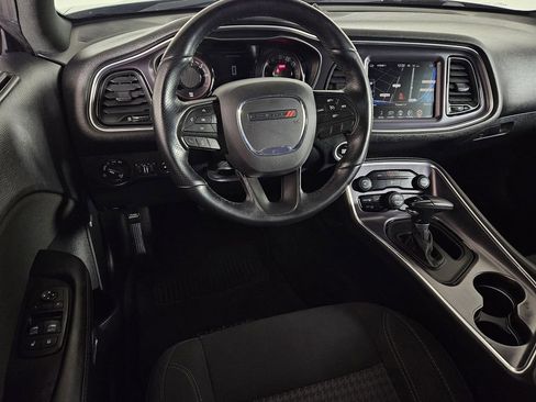 Used 2016 Dodge Challenger SXT w/ Blacktop Package image 8