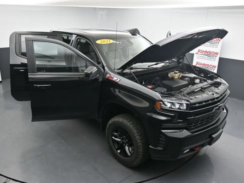 Used 2021 Chevrolet Silverado 1500 LT Trail Boss w/ Convenience Package II AWD/4WD image 39