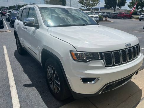 Used 2019 Jeep Grand Cherokee Limited w/ Trailer Tow Group IV AWD/4WD image 2