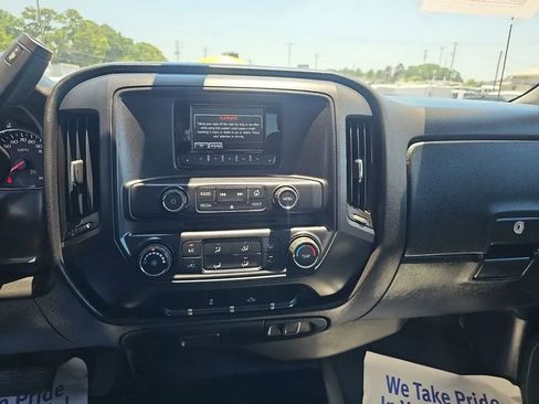 Used 2015 Chevrolet Silverado 1500 W/T w/ Trailering Package AWD/4WD image 12