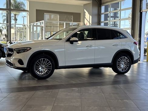 Used 2026 Mercedes-Benz GLC 300 4MATIC image 7