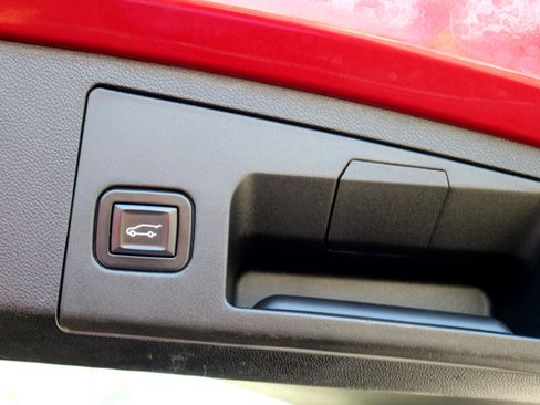 Used 2019 Cadillac XT4 Sport image 46