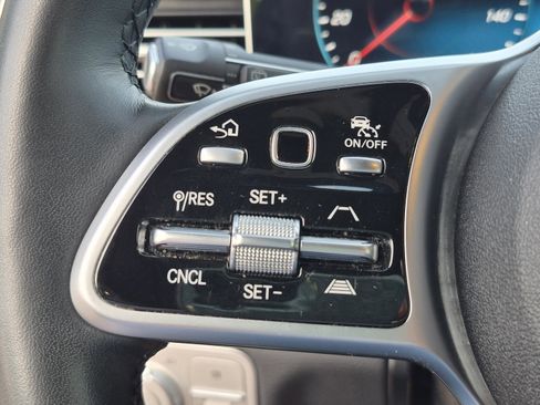 Used 2022 Mercedes-Benz GLE 450 4MATIC image 33