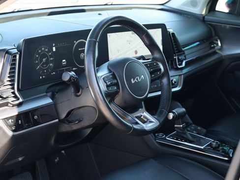 Used 2023 Kia Sportage SX image 14