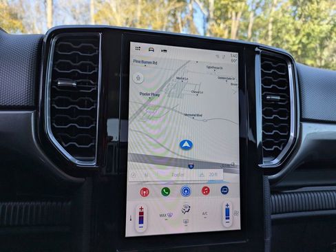 New 2025 Ford Ranger XLT w/ Chrome Accent Package image 21