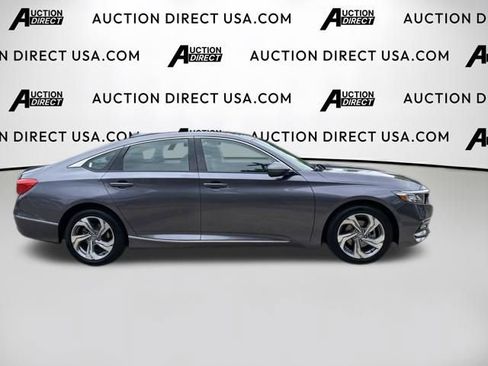 Used 2020 Honda Accord EX image 22