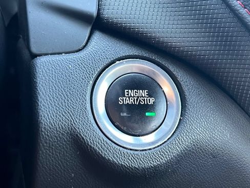 Used 2022 Chevrolet Equinox RS AWD/4WD image 26