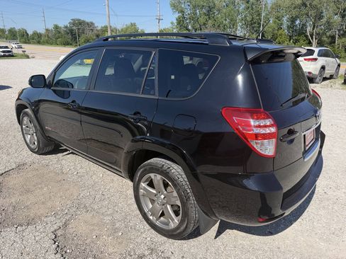Used 2012 Toyota RAV4 Sport w/ Appearance Pkg FWD image 5