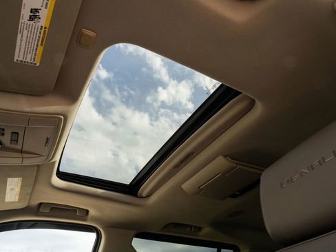 Used 2016 GMC Yukon XL Denali w/ Open Road Package image 25