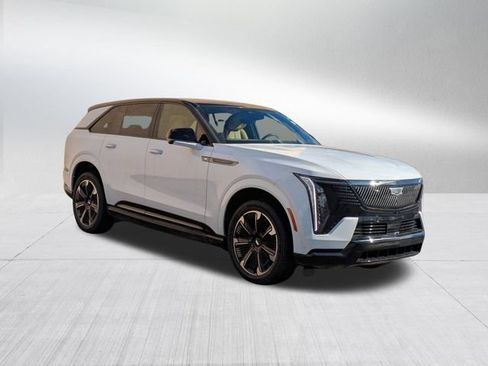 Used 2025 Cadillac Escalade IQ Sport 2 AWD/4WD image 3