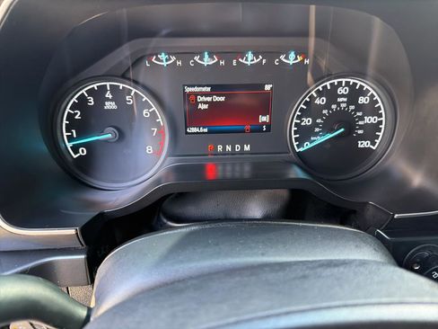 Used 2023 Ford F150 4x4 SuperCrew image 18