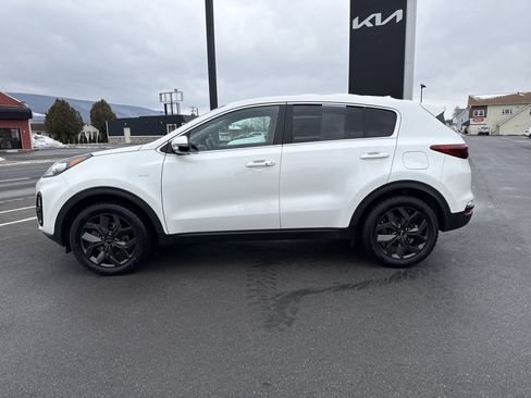 Certified 2022 Kia Sportage LX w/ LX AWD Value Edition Package image 7