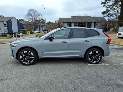 New 2026 Volvo XC60 B5 Plus w/ Protection Package Premier image 8