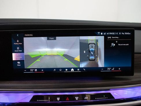 Certified 2023 BMW 760i xDrive w/ Executive Package image 17