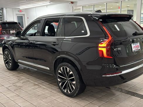 New 2026 Volvo XC90 T8 Ultra w/ Protection Package Premier AWD/4WD image 7