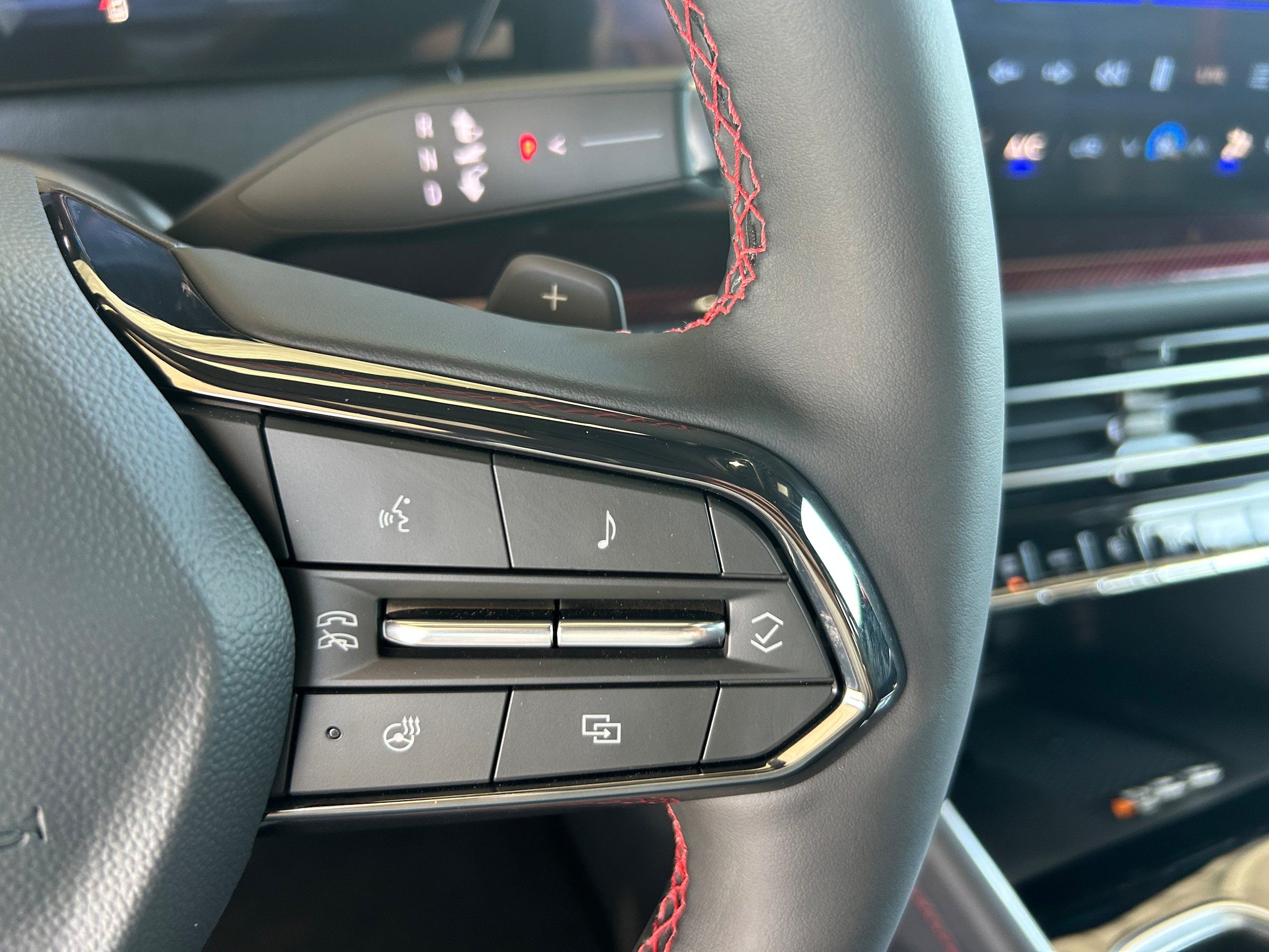 New 2026 Chevrolet Traverse RS FWD image 25