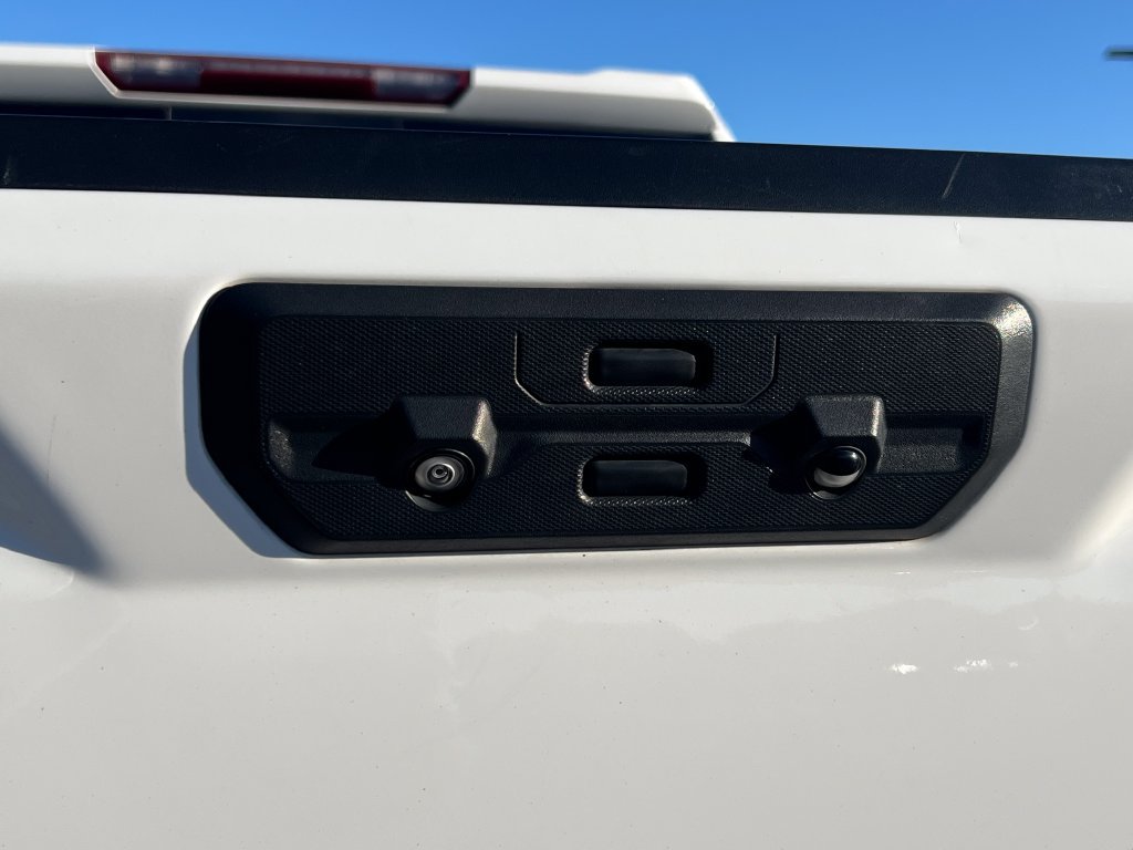 Used 2023 GMC Sierra 1500 SLT w/ SLT Premium Plus Package AWD/4WD image 20