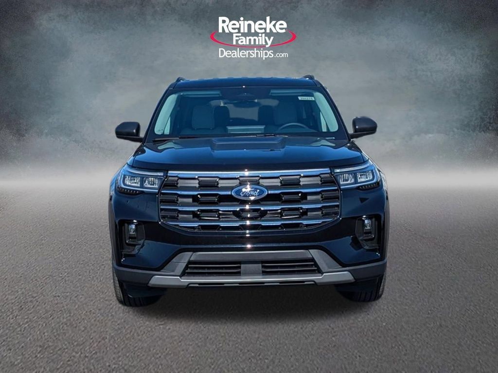 New 2026 Ford Explorer Active w/ Active Comfort Package AWD/4WD image 2