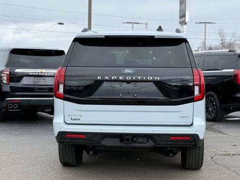 Used 2025 Ford Expedition Max Active image 45