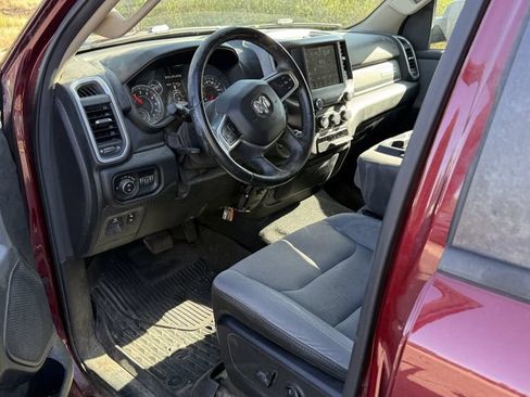 Used 2019 RAM 1500 Big Horn AWD/4WD image 3