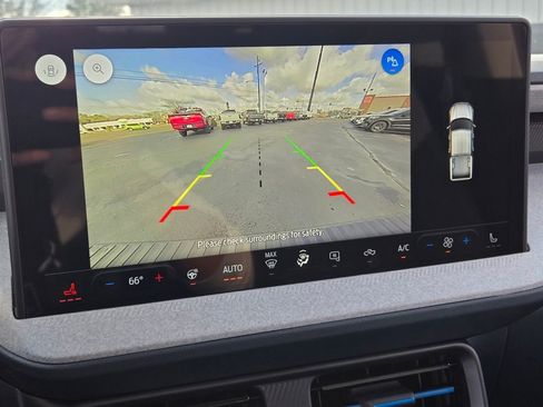 New 2025 Ford Maverick XLT w/ XLT Luxury Package image 15