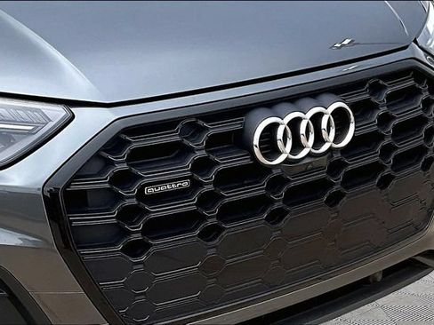 Used 2023 Audi Q5 2.0T Premium Plus w/ Premium Plus Package AWD/4WD image 30