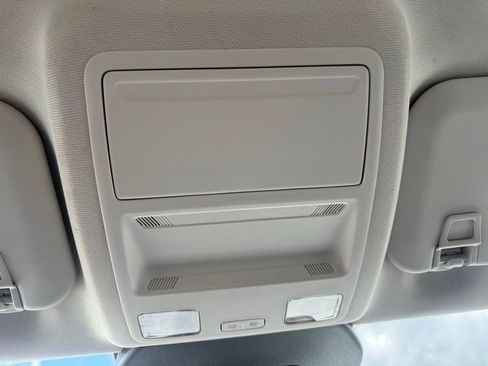 Used 2023 Ford Escape AWD image 25
