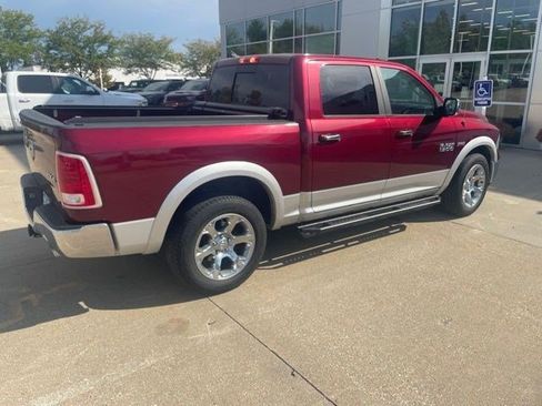 Used 2017 RAM 1500 Laramie w/ Convenience Group AWD/4WD image 11