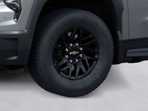 New 2026 Chevrolet Silverado EV LT image 7