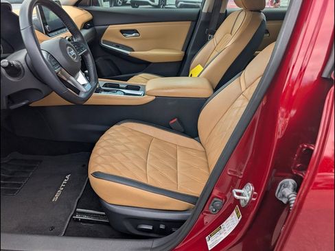 Used 2020 Nissan Sentra SV w/ SV Premium Package FWD image 10