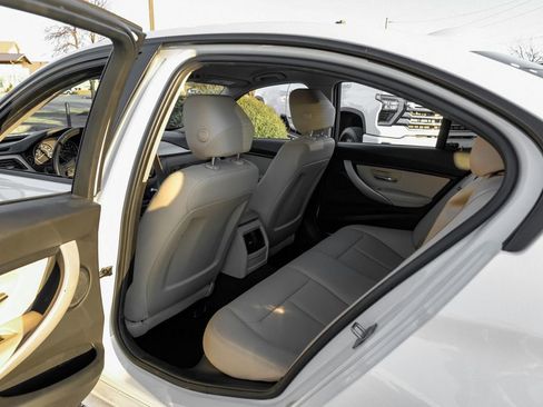 Used 2018 BMW 320i Sedan image 42